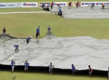 এবার বৃষ্টিতে ‘ড্র’ ঢাকা টেস্ট